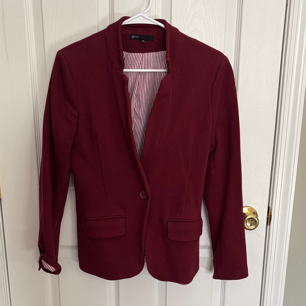 Gibson Women's Burgundy Single-Button Blazer